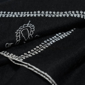 Black And White Pashmina Cashmere Sozni Embroidered Stole-Kashmiri Embroidered Stole-parinitasarees